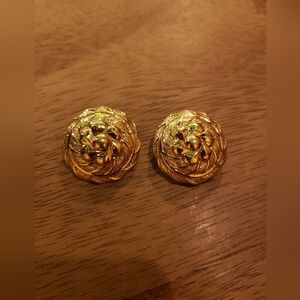 Nina Ricci vintage clip earrings